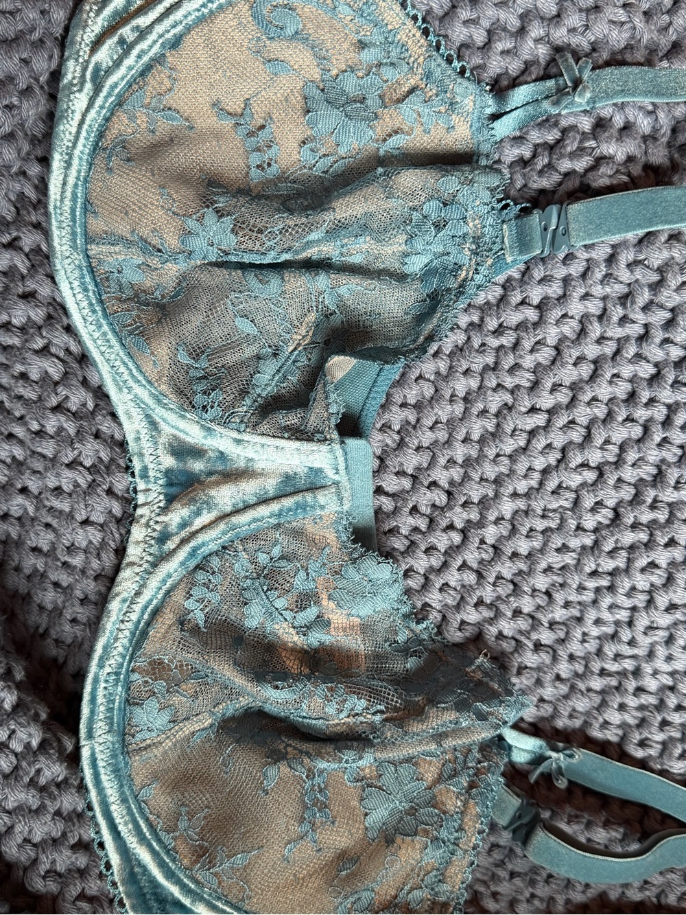Victoria's Secret blue Lace Underwire Bra